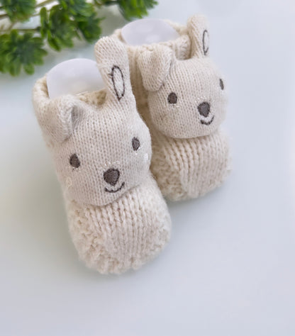 Baby Strickschuhe Häschen Creme