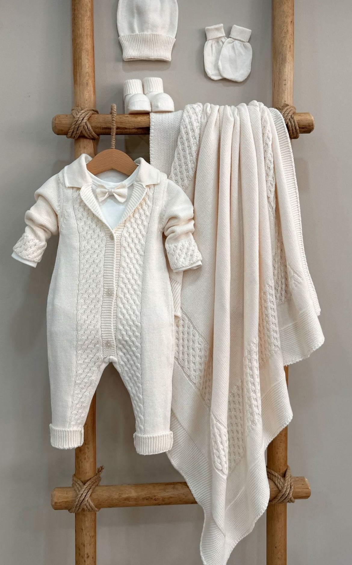 Baby Newborn 6 Teilig Strickset - Wabenmuster Gentleman- Creme